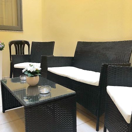 The Village Apartment 2 Kirkop Экстерьер фото