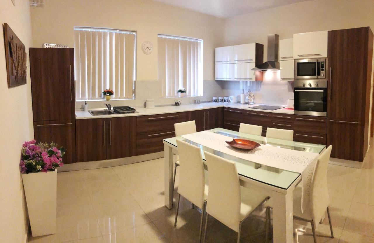 The Village Apartment 2 Kirkop Экстерьер фото